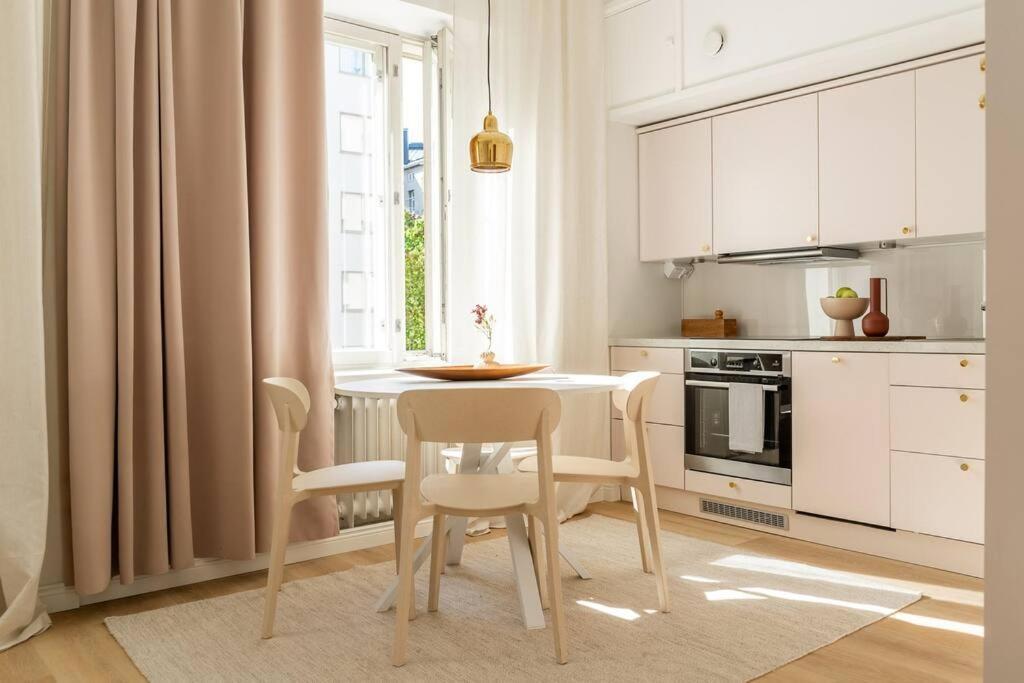 Serene Retreat In Toeoeloe Lejlighed